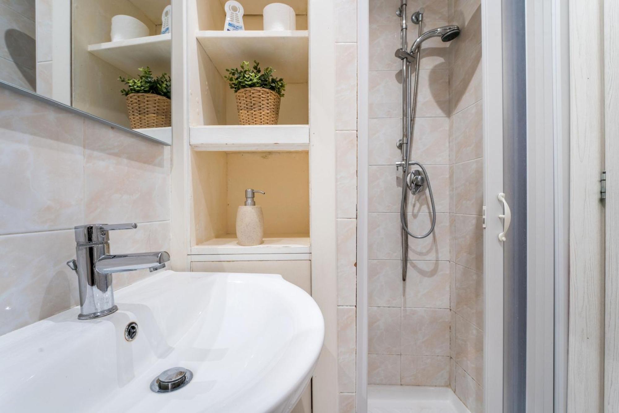 Fl Apartments Il Piccolo Borgo Di Trastevere 로마 외부 사진